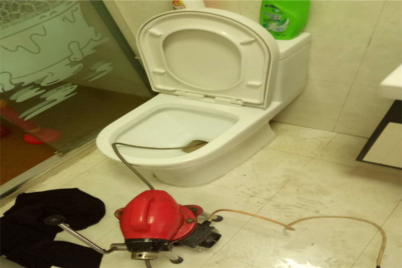 绵竹如何疏通马桶 疏通马桶多少钱
