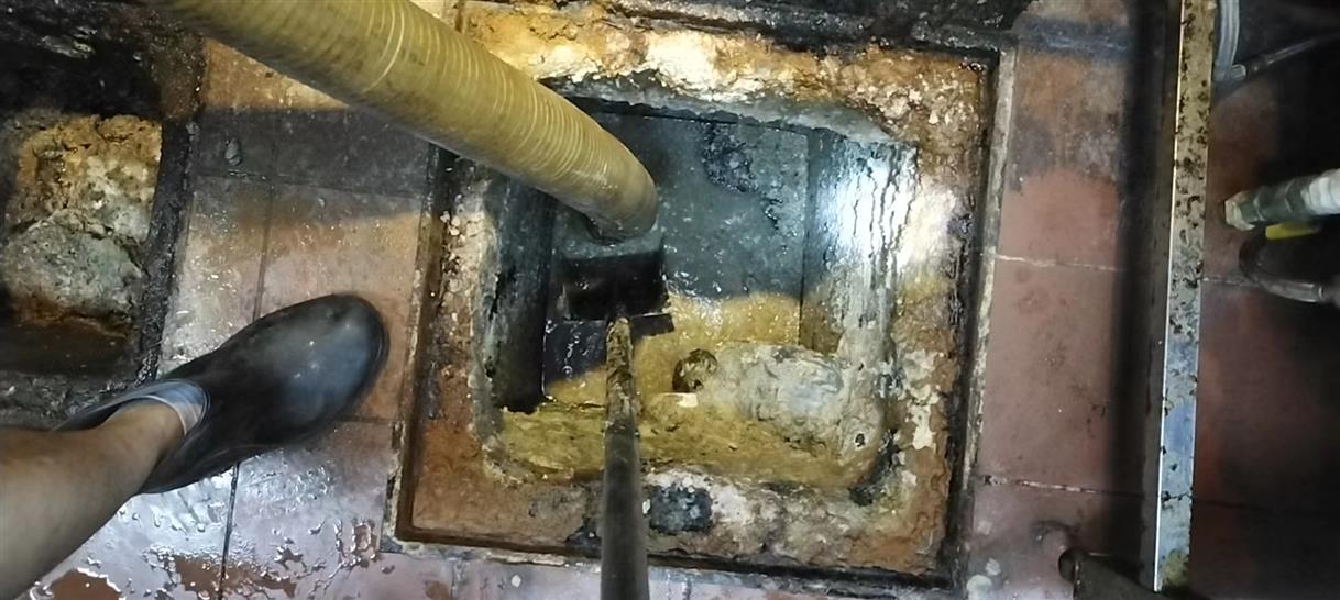 绵竹污水池清理一般都有毒气，怎么预防中毒呢？
